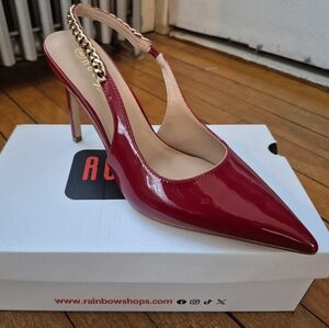Red Slingback Heels With Gold Chain Size 8